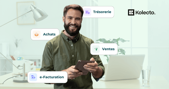 Jeune homme dans un bureau avec des inscriptions « e-facturation », « trésorerie », « achats » et « ventes ».